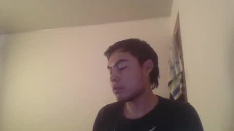 Snapshot of manuel9810 chatting on 04/19/26, 06:10 manuel9810 online show from 04/19/26, 06:10