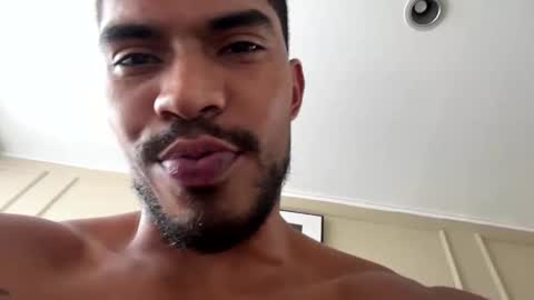 Snapshot of manuel__brown chatting on 05/25/26, 07:31 Manuel online show from 05/25/26, 07:31