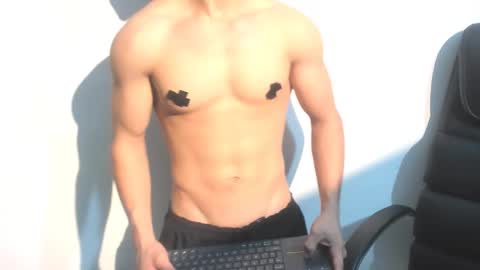 Manuel online show from 09/18/25, 09:39