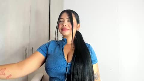 MANUELA online show from 09/21/25, 03:13