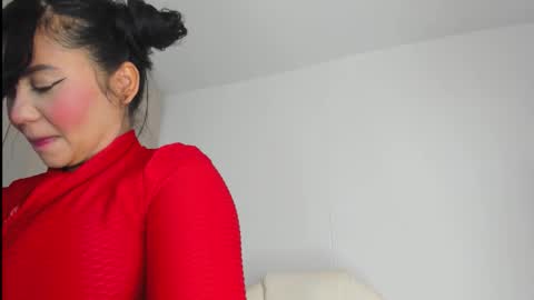 Snapshot of manuela_anderson chatting on 03/14/26, 02:00 MANUELA online show from 03/14/26, 02:00