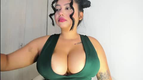 MANUELA online show from 05/20/26, 02:12