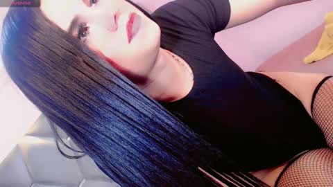 Snapshot of manuela_kingsley chatting on 12/26/24, 02:27 Manuela Kingsley online show from 12/26/24, 02:27