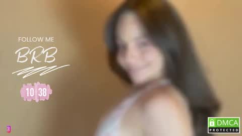 Snapshot of manuela_miiller chatting on 10/04/25, 08:40 Manuela Miller           online show from 10/04/25, 08:40