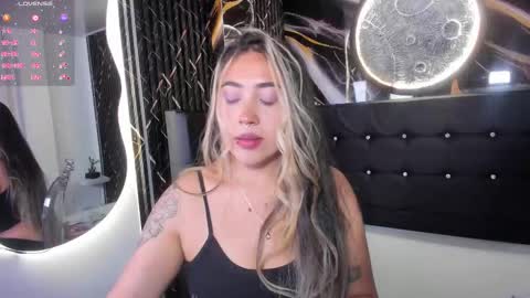 Snapshot of manuelaveelez chatting on 10/08/25, 03:04 Manuela  online show from 10/08/25, 03:04