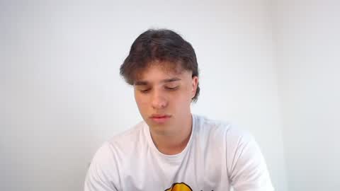 Manuel online show from 06/14/26, 02:24
