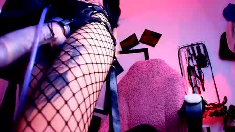 Snapshot of manuevans10 chatting on 10/20/25, 09:37 manuevans10 online show from 10/20/25, 09:37