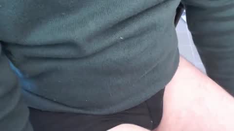 manuherb84 online show from 10/21/25, 02:29