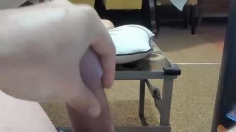 manumanu8585 online show from 02/19/26, 02:02