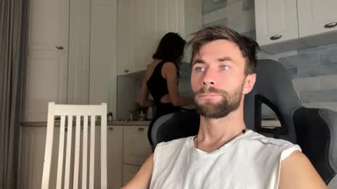 Manussa and Edward online show from 10/28/25, 02:48