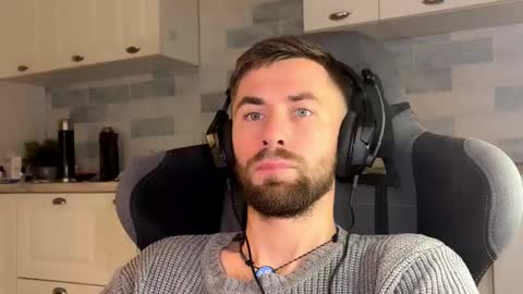 Manussa and Edward online show from 11/13/25, 03:49