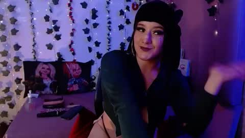 Snapshot of mapu_delyth chatting on 05/16/26, 04:31 Maria Paula online show from 05/16/26, 04:31