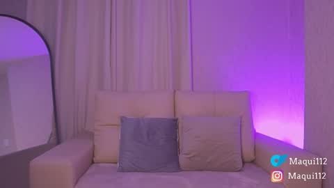 Snapshot of maquiii chatting on 02/18/26, 11:22 Maquii online show from 02/18/26, 11:22