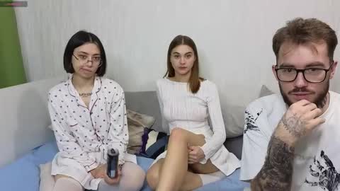 mar7gan online show from 10/30/25, 06:04