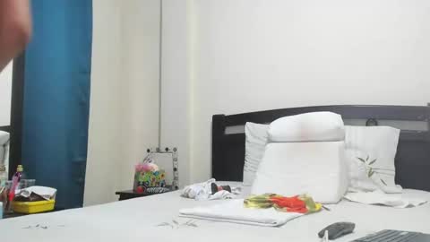 Mara online show from 11/20/25, 12:49