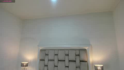 Snapshot of mara_betancurt chatting on 01/09/25, 02:43 Mara online show from 01/09/25, 02:43