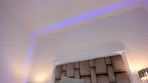 Snapshot of mara_betancurt chatting on 03/05/25, 06:44 Mara online show from 03/05/25, 06:44