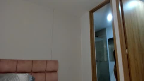 Snapshot of mara_storm chatting on 10/21/25, 11:38 mara modelo independiente online show from 10/21/25, 11:38