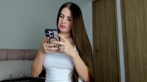 Snapshot of mara_storm chatting on 12/01/25, 12:59 mara modelo independiente online show from 12/01/25, 12:59