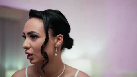  Mara  online show from 01/31/25, 10:52