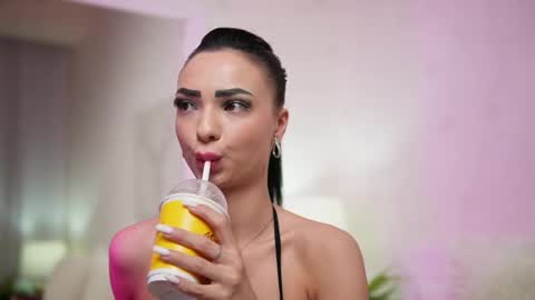  Mara  online show from 03/04/25, 10:16