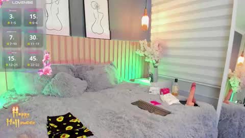 Snapshot of maraia_ford chatting on 10/10/25, 08:41 Mara  online show from 10/10/25, 08:41