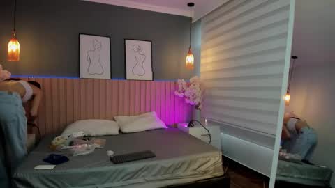 Snapshot of maraia_ford chatting on 11/09/25, 07:12 Mara online show from 11/09/25, 07:12