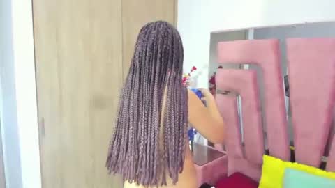 Snapshot of marakarly chatting on 11/01/25, 12:51 Marakarly online show from 11/01/25, 12:51