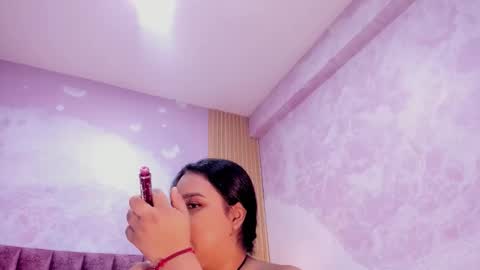 maralinette22 online show from 11/26/25, 11:33