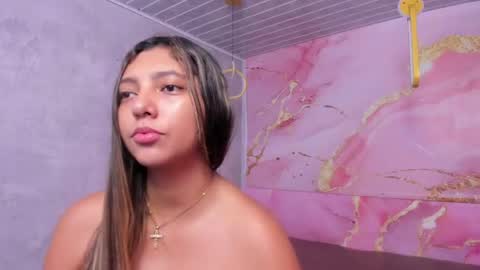 Snapshot of maraluna_ chatting on 04/26/26, 11:52 Maraluna online show from 04/26/26, 11:52