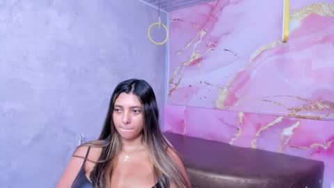 Snapshot of maraluna_ chatting on 04/29/26, 05:30 Maraluna online show from 04/29/26, 05:30