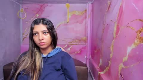 Snapshot of maraluna_ chatting on 05/29/26, 11:52 Maraluna online show from 05/29/26, 11:52