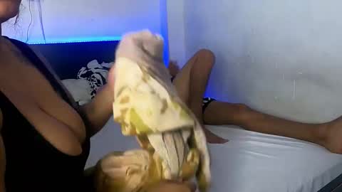 Snapshot of marany01 chatting on 10/08/25, 01:58 marany01 online show from 10/08/25, 01:58