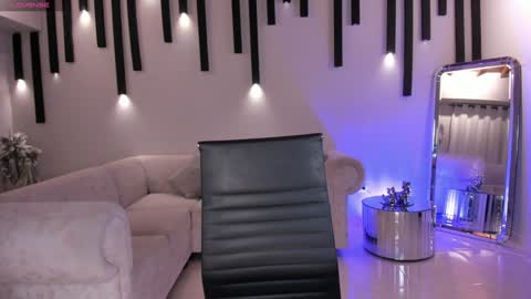 Snapshot of mararicci chatting on 01/21/25, 02:54 MARA online show from 01/21/25, 02:54