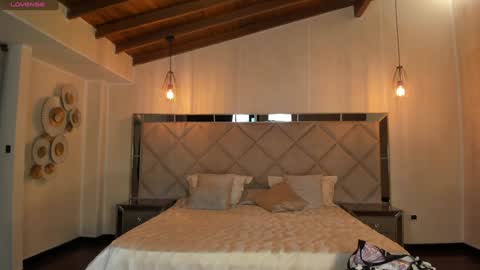 Snapshot of mararicci chatting on 02/07/25, 01:25 MARA online show from 02/07/25, 01:25