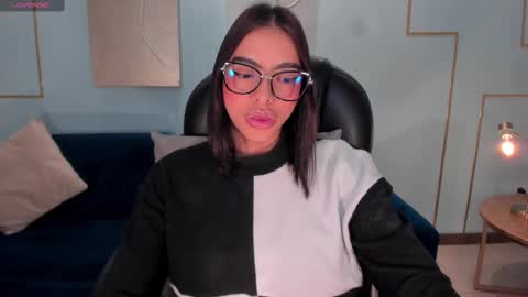 Snapshot of mararicci chatting on 02/12/25, 12:01 MARA online show from 02/12/25, 12:01