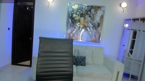 Snapshot of mararicci chatting on 03/11/25, 01:59 MARA online show from 03/11/25, 01:59