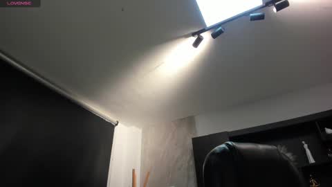 Snapshot of mararicci chatting on 03/12/25, 02:52 MARA online show from 03/12/25, 02:52