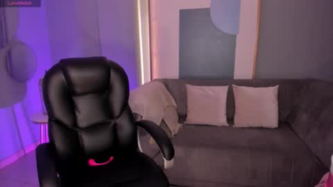 Snapshot of mararicci chatting on 09/25/25, 10:41 MARA online show from 09/25/25, 10:41