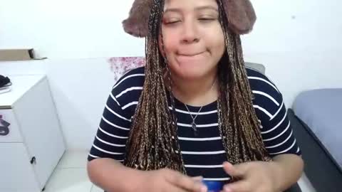 Mara Silk online show from 11/28/25, 01:25