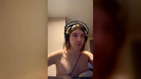 Snapshot of maratraher chatting on 02/14/26, 06:37 maratraher online show from 02/14/26, 06:37