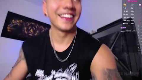 Snapshot of marc_locke chatting on 02/26/25, 02:26 Marc Locke online show from 02/26/25, 02:26