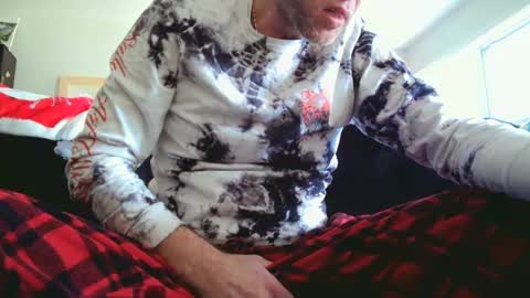 Snapshot of marcakawvu chatting on 03/02/25, 06:40 Marc online show from 03/02/25, 06:40