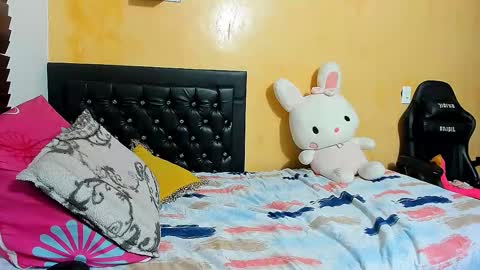 marcela online show from 03/07/25, 12:04