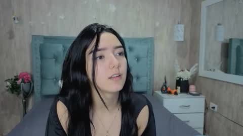 Snapshot of marcelaa_fox chatting on 03/06/26, 09:22 Marcela online show from 03/06/26, 09:22