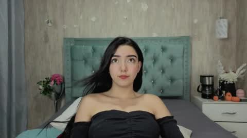 Snapshot of marcelaa_fox chatting on 03/20/26, 09:08 Marcela online show from 03/20/26, 09:08