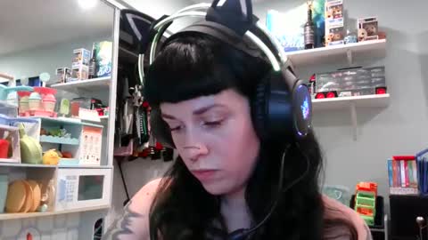 Snapshot of marcelinealtaria chatting on 02/12/25, 04:12 MarcelineAltaria online show from 02/12/25, 04:12