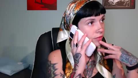 Snapshot of marcelinealtaria chatting on 10/19/25, 02:34 MarcelineAltaria online show from 10/19/25, 02:34