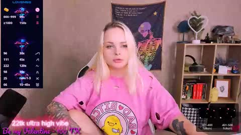 Sara online show from 02/14/25, 01:08