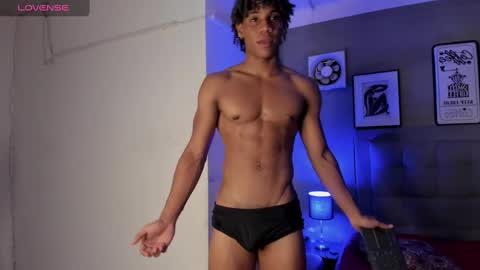 Snapshot of marcelo_dosantos77 chatting on 02/24/25, 07:00 MARCELO online show from 02/24/25, 07:00